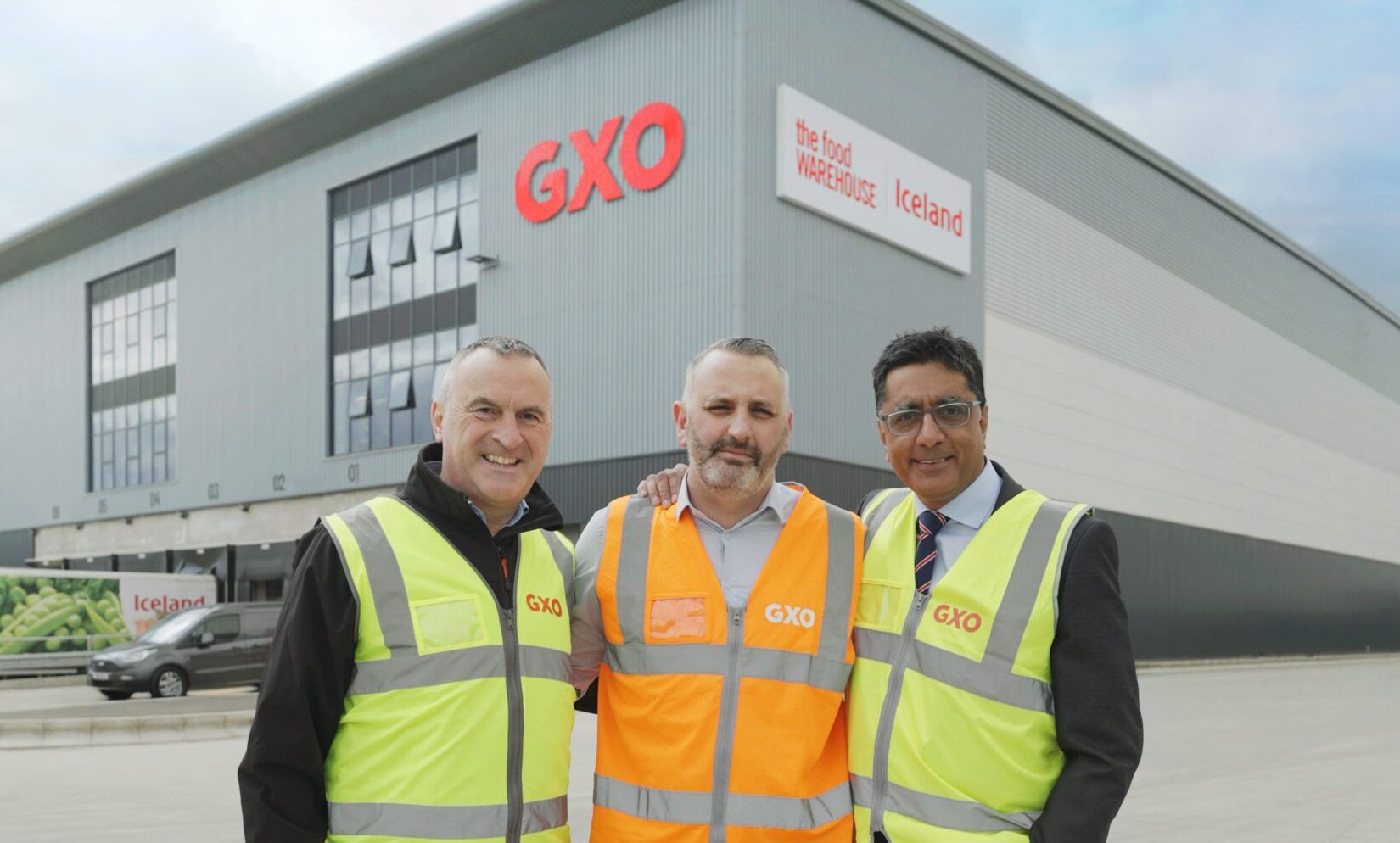 Iceland opens new £100m warehouse