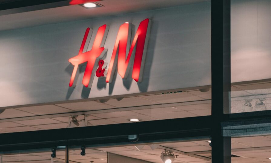 H&M profits fall in Q2 amid rising costs