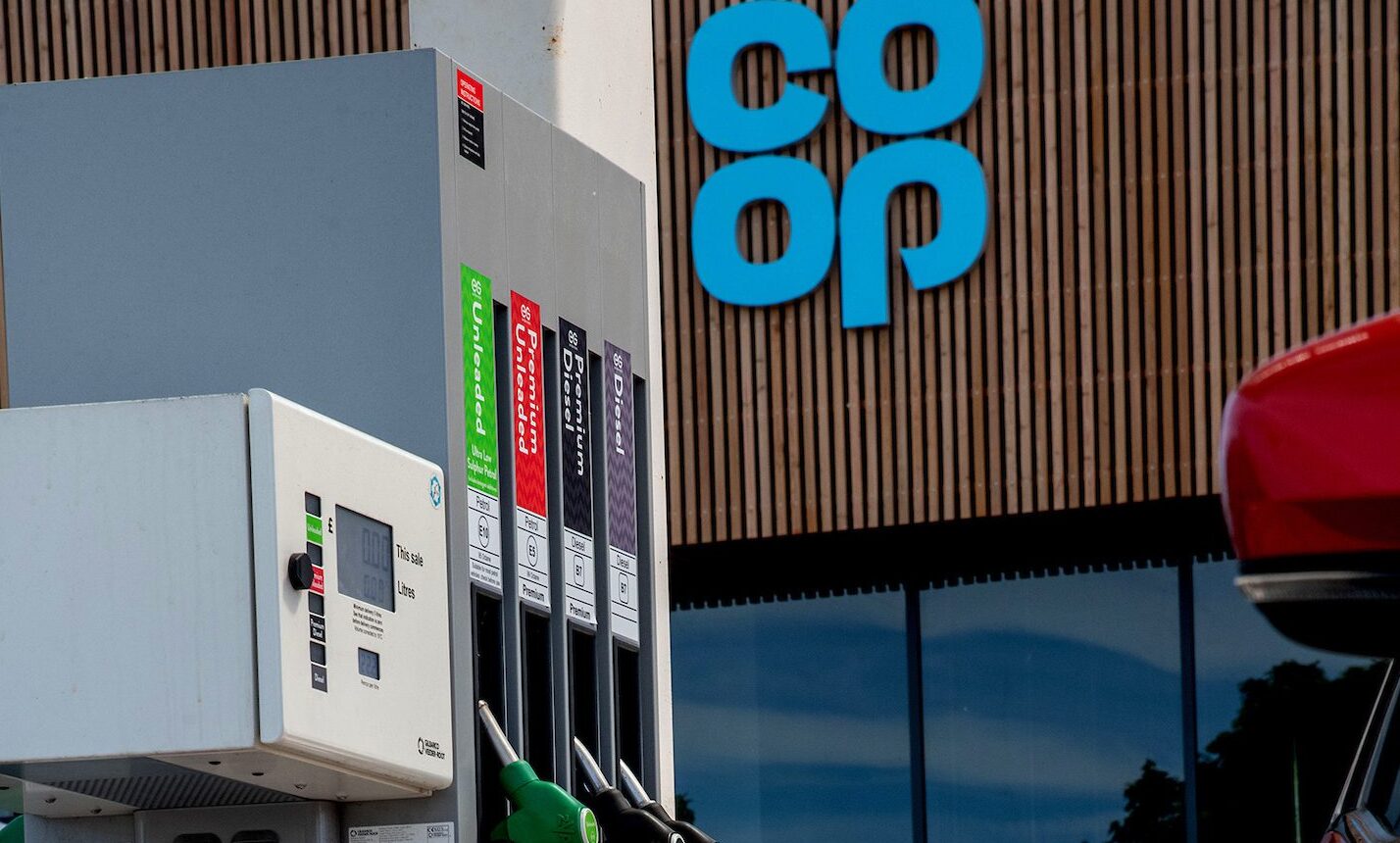 Co-op and EG On The Move open new roadside service station in Lincolnshire
