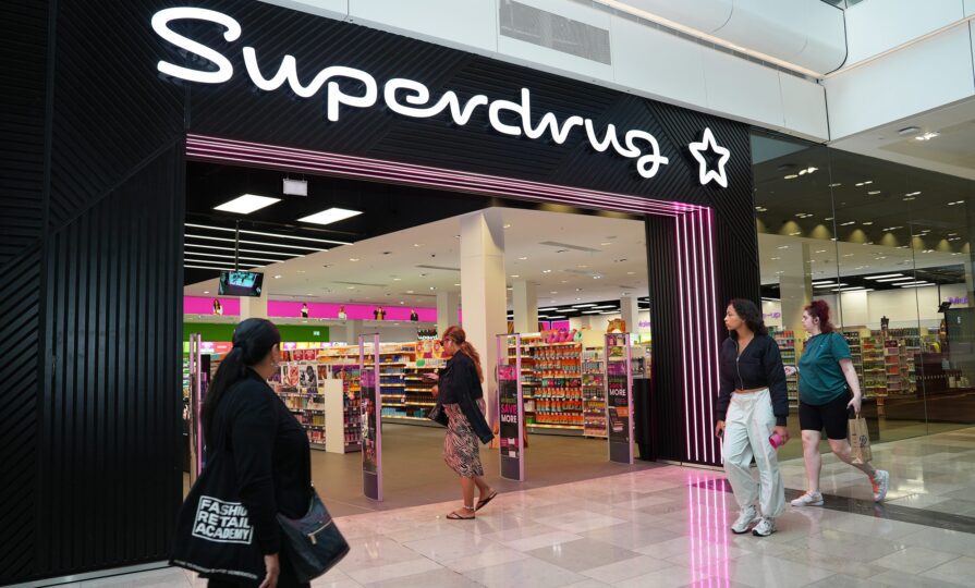 Superdrug to recruit 1000 seasonal roles