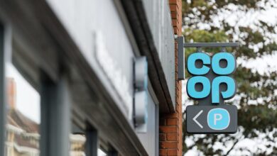Co-op to open record 11 stores in one week