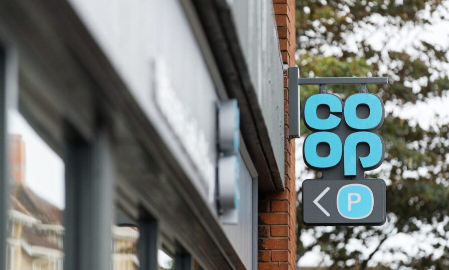 Co-op to open record 11 stores in one week