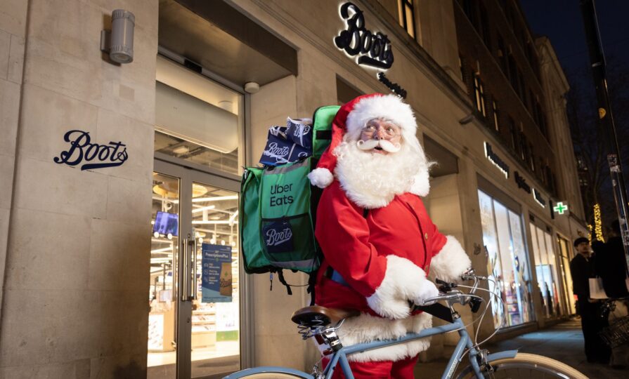 Boots extends rapid deliveries as last-minute shopping surges