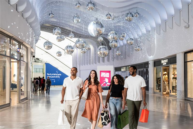 Strong December retail sales fail to offset weak Q4