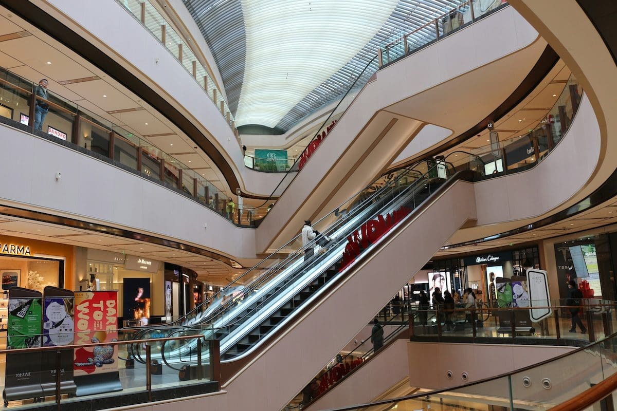 Effective loss prevention strategies for UK retailers