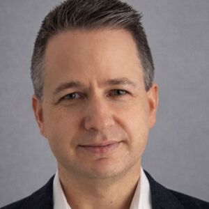 Jollyes appoints chief marketing and supply chain directors