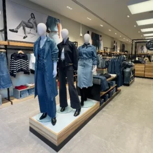 Levi Strauss FY revenues rise 4% to £6.3bn amid DTC growth