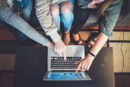 Government launches £1bn youth employment drive